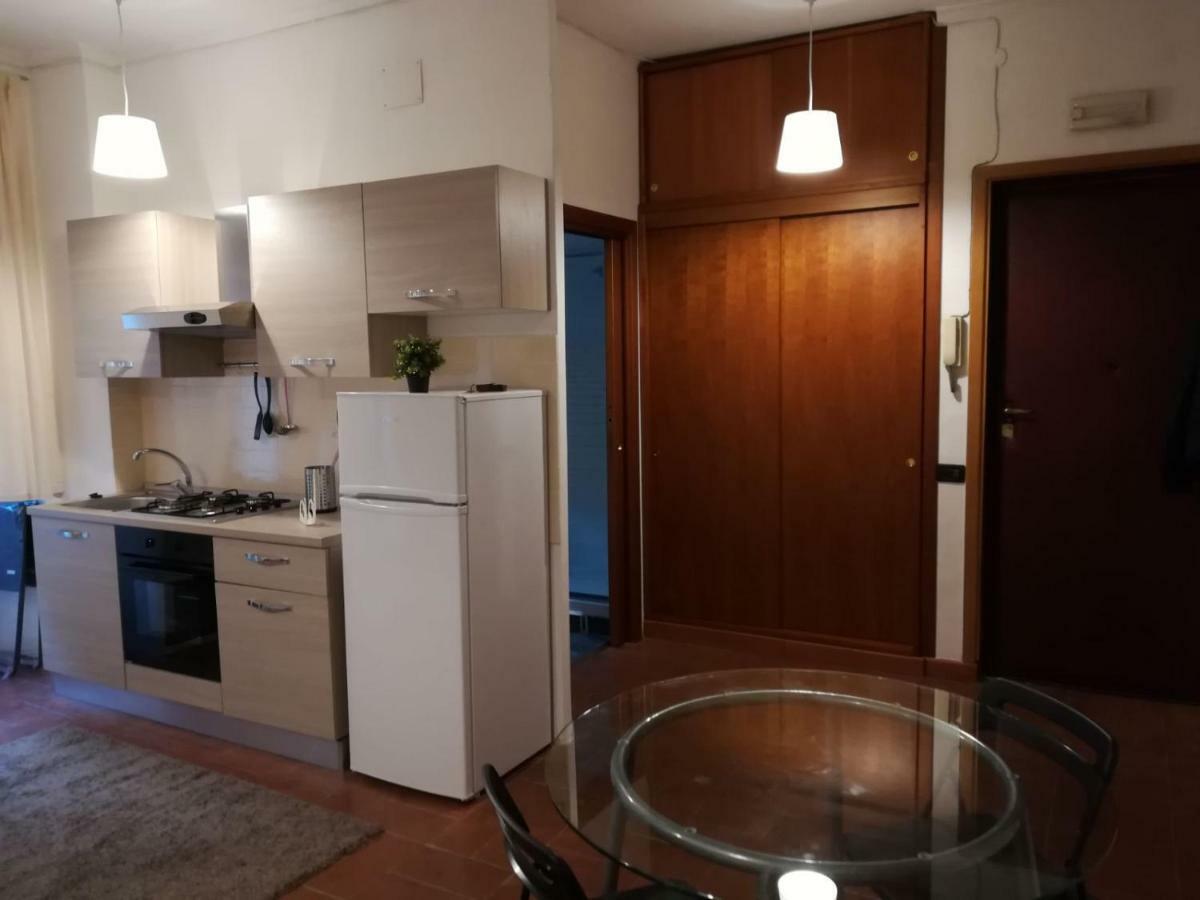 Appartement Roma Metro Furio Camillo Extérieur photo